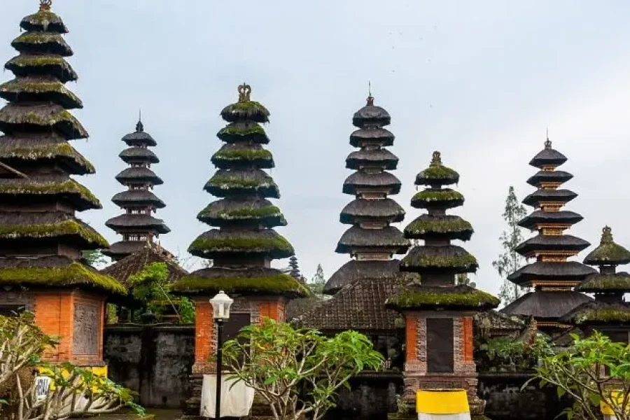 Journey to Besakih Temple: Discover Bali’s Spiritual Heart